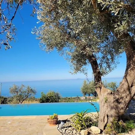 Salvia Holiday home